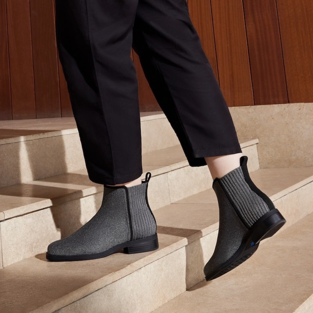 Square-Toe Ankle Chelsea Boots (Celina) Size 39